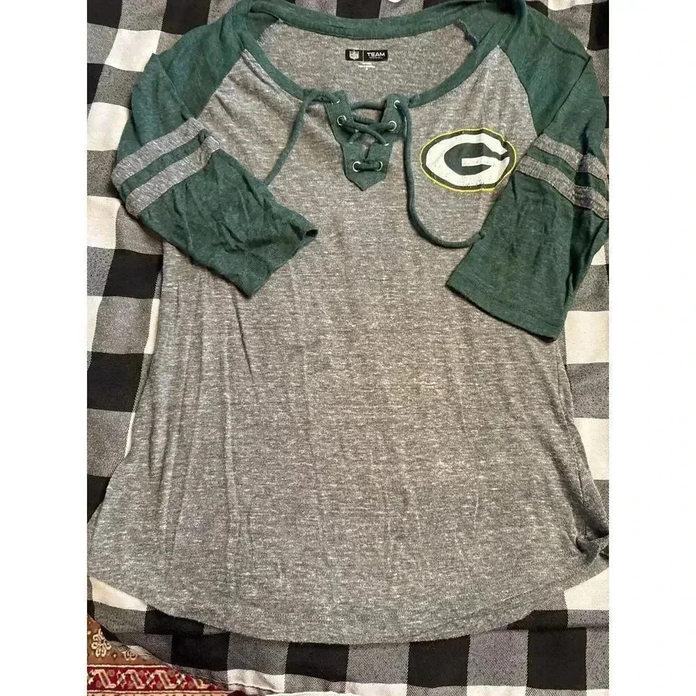GREEN BAY PACKERS NFL shirt size M